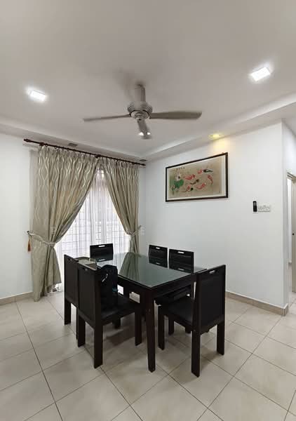 Cluster House for Rent in Austin Heights (Tebrau) - Peggie Chua - Dining Room - PropertyGuru.com.my