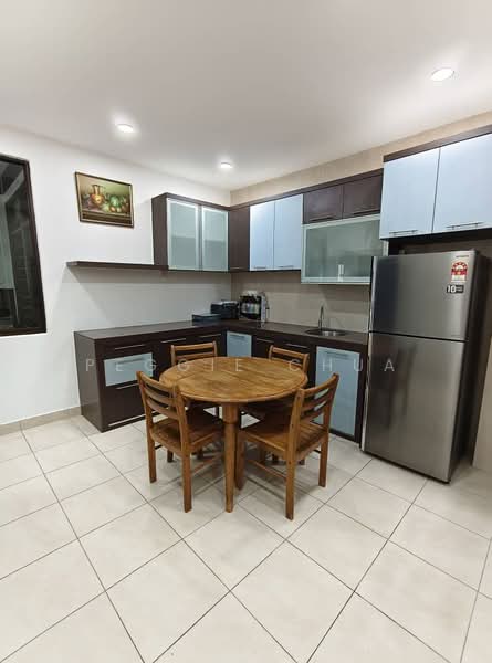 Cluster House for Rent in Austin Heights (Tebrau) - Peggie Chua - Kitchen - PropertyGuru.com.my