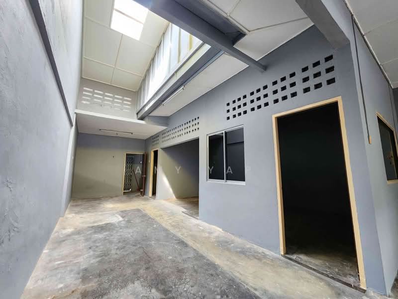 Shop for Rent in Kepong Baru (Kepong) - Amy Yap - Interior - PropertyGuru.com.my