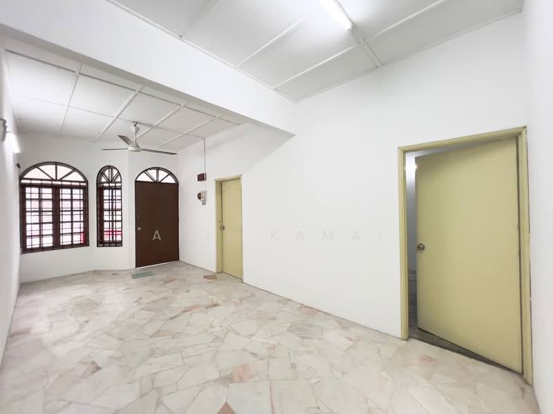 1-storey Terraced House for Sale in Taman Alam Megah (Shah Alam) - Aqil Kamal - PropertyGuru.com.my