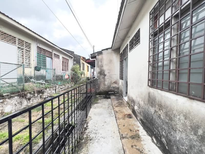 1-storey Terraced House for Sale in Taman Alam Megah (Shah Alam) - Aqil Kamal - PropertyGuru.com.my