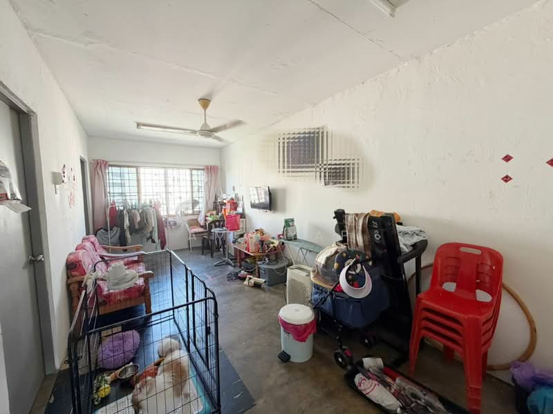 Apartment for Sale at Suria Magna - Amy Yap - Living Room - PropertyGuru.com.my