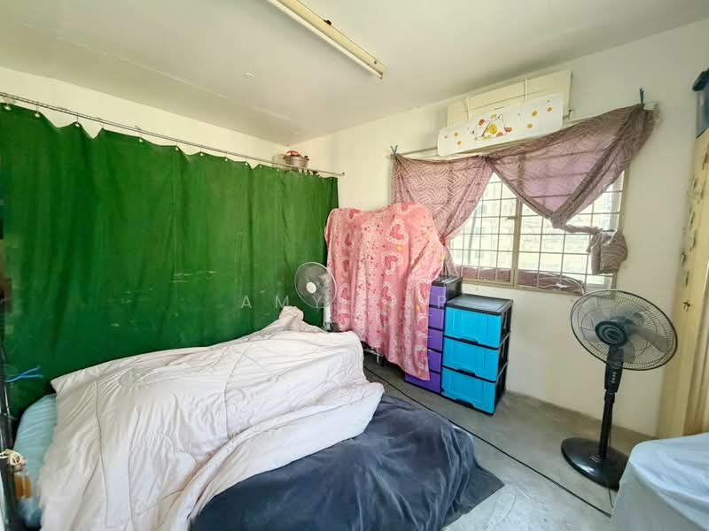 Apartment for Sale at Suria Magna - Amy Yap - Bedroom - PropertyGuru.com.my