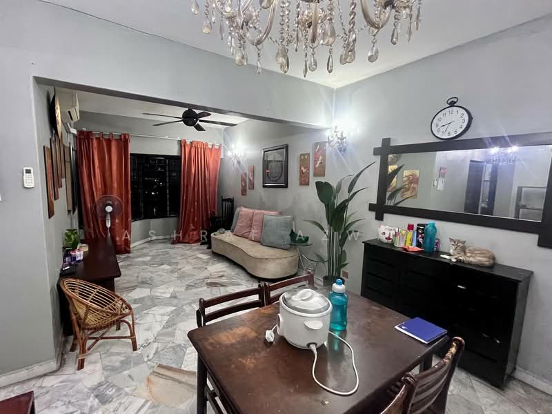 Apartment for Sale at Abadi Indah - Ashraf Azwan - Living Room - PropertyGuru.com.my