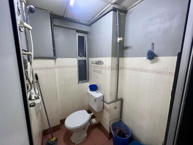 Apartment for Sale at Abadi Indah - Ashraf Azwan - Bathroom - PropertyGuru.com.my