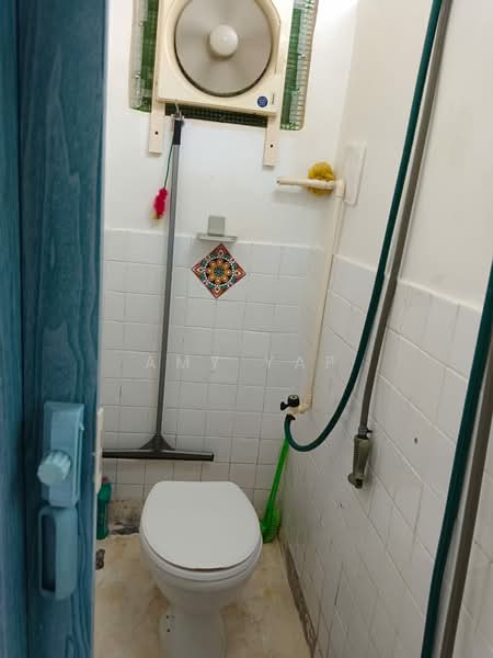 Rumah Teres untuk Dijual di Kepong (Kuala Lumpur) - Amy Yap - Bathroom - PropertyGuru.com.my