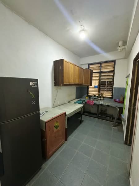 Flat for Sale at Skudai Baru - Smith Goh - Kitchen - PropertyGuru.com.my