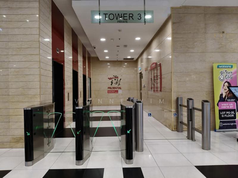 Office for Rent in Seksyen 13 (Petaling Jaya) - Ivonne Yim - Entrance - PropertyGuru.com.my
