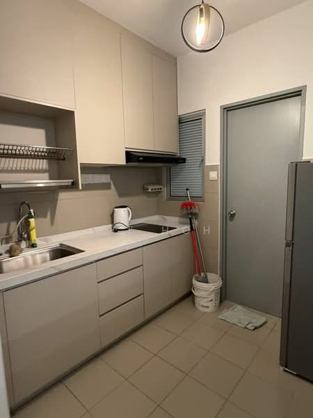 Servis Apartment untuk Disewa di Kiara Kasih - Jie Hoh - Kitchen - PropertyGuru.com.my
