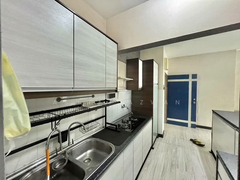 Kondominium untuk Dijual di Casa Idaman - Ashraf Azwan - Kitchen - PropertyGuru.com.my