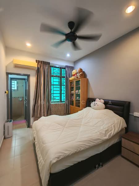 2-storey Terraced House for Sale in Taman Desa Cemerlang (Ulu Tiram) - Peggie Chua - Bedroom - PropertyGuru.com.my