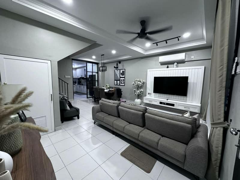 2-storey Terraced House for Sale in Taman Pulai Mutiara (Iskandar Puteri (Nusajaya)) - Erness Tan - Living Room - PropertyGuru.com.my