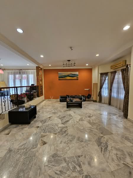 Rumah Teres untuk Dijual di Bandar Sungai Long (Selangor) - Aivan Ng - Living Room - PropertyGuru.com.my