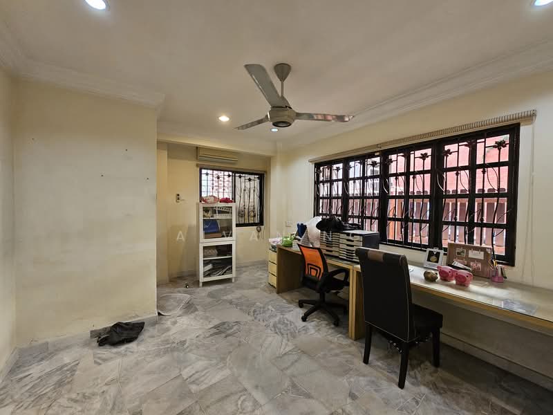 Rumah Teres untuk Dijual di Bandar Sungai Long (Selangor) - Aivan Ng - Study - PropertyGuru.com.my