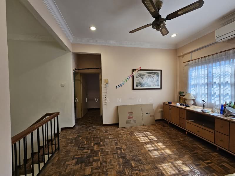 Rumah Teres untuk Dijual di Bandar Sungai Long (Selangor) - Aivan Ng - Living Room - PropertyGuru.com.my