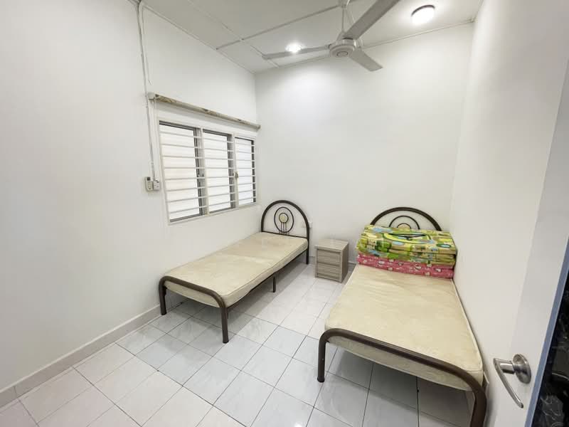 2-storey Terraced House for Rent in Taman Koperasi Cuepacs (Cheras) - Eiffel Lai - Bedroom - PropertyGuru.com.my