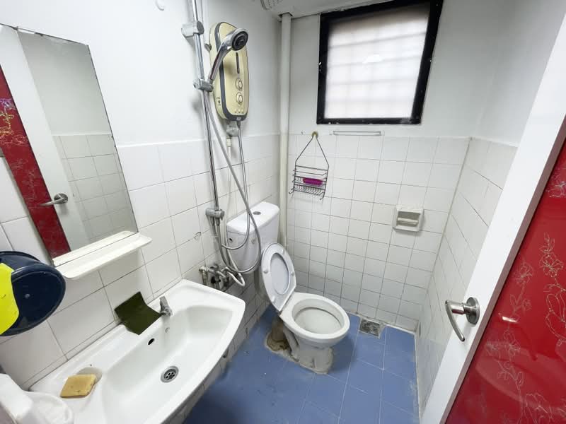 2-storey Terraced House for Rent in Taman Koperasi Cuepacs (Cheras) - Eiffel Lai - Bathroom - PropertyGuru.com.my