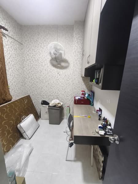 Pangsapuri untuk Disewa di Asia Heights - Vincent Tan - Study - PropertyGuru.com.my