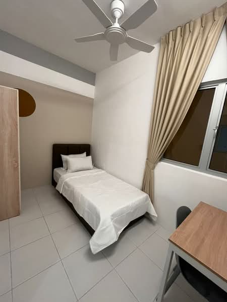 Kondominium untuk Disewa di Residensi Sateria - Jovi Soh - Bedroom - PropertyGuru.com.my