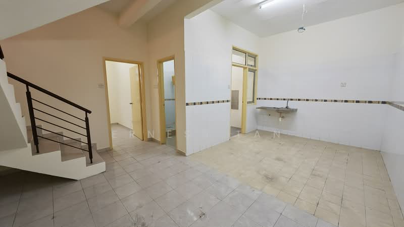 2-storey Terraced House for Sale in Taman Setia Indah (Tebrau) - Erness Tan - Interior - PropertyGuru.com.my
