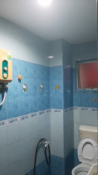 Apartment for Sale at Pangsapuri Perdana Villa - Jackson Chei - Bathroom - PropertyGuru.com.my
