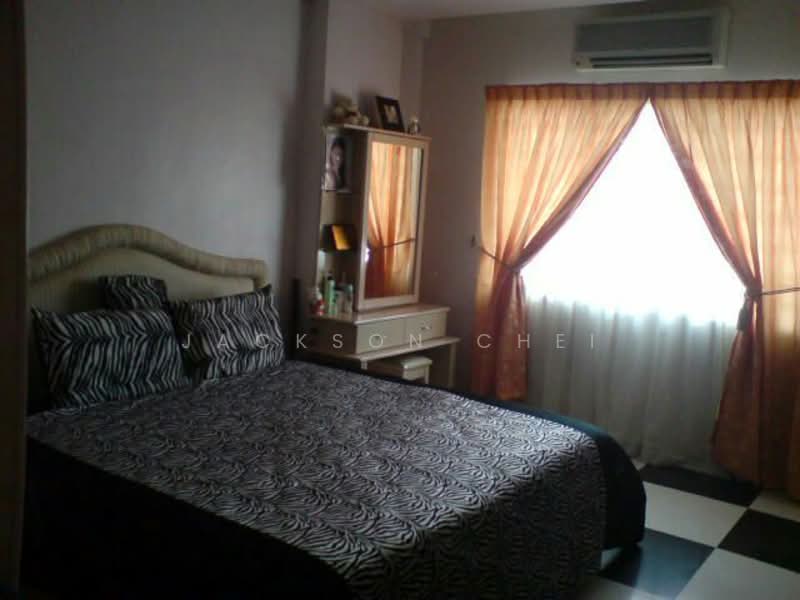 Apartment for Sale at Pangsapuri Perdana Villa - Jackson Chei - Bedroom - PropertyGuru.com.my