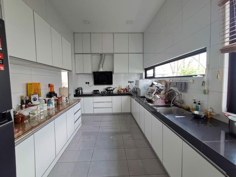 Rumah Banglo untuk Dijual di Saujana Impian (Kajang) - Angel Tan - Kitchen - PropertyGuru.com.my