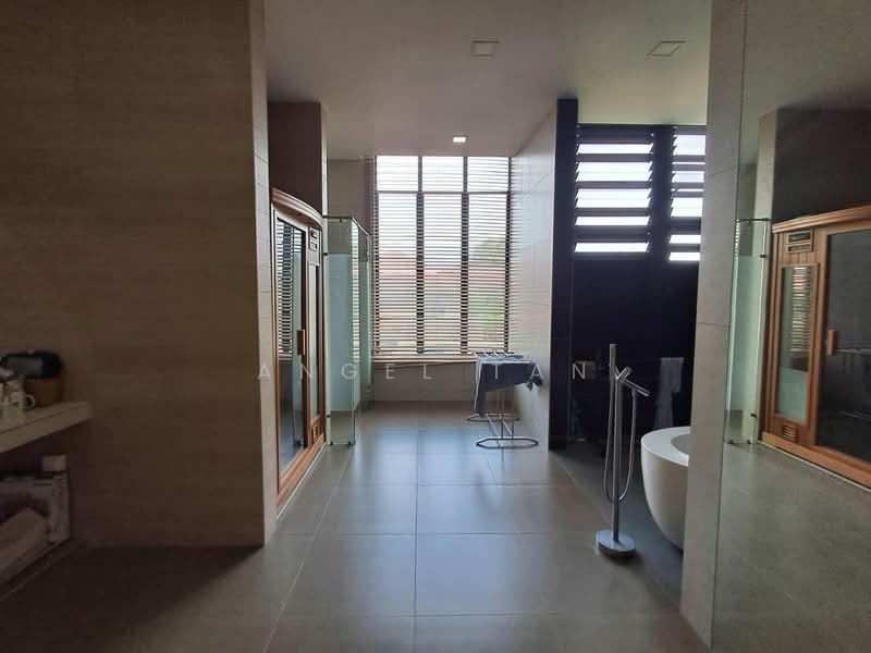 Rumah Banglo untuk Dijual di Saujana Impian (Kajang) - Angel Tan - Bathroom - PropertyGuru.com.my