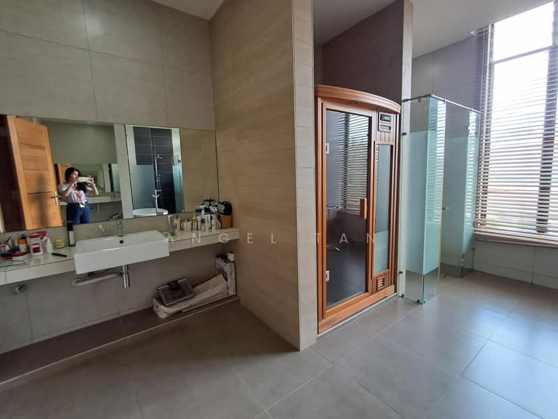 Rumah Banglo untuk Dijual di Saujana Impian (Kajang) - Angel Tan - Bathroom - PropertyGuru.com.my