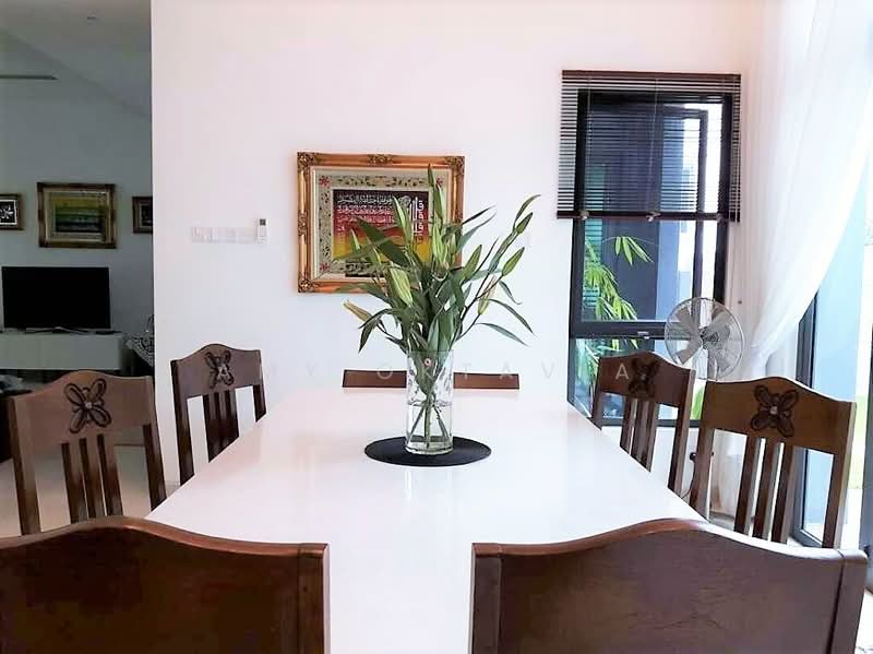 Bungalow for Sale in Cyberjaya (Selangor) - Amy Oktavia - Dining Room - PropertyGuru.com.my