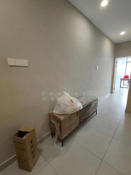 Servis Apartment untuk Disewa di Dorsett Waterfront Subang - Thanap Priyaa - Corridor - PropertyGuru.com.my