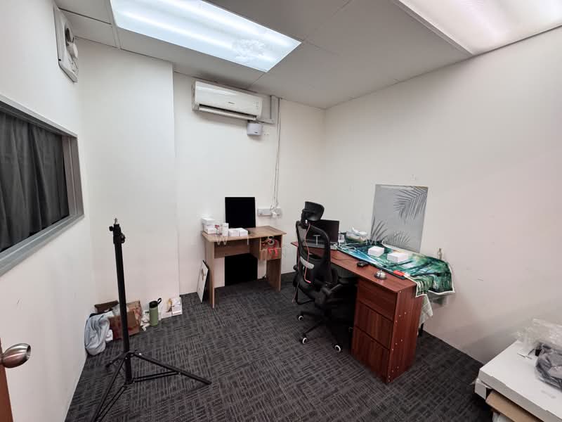 Office for Sale in KL City Centre (Kuala Lumpur) - Lewis Tam - Study - PropertyGuru.com.my