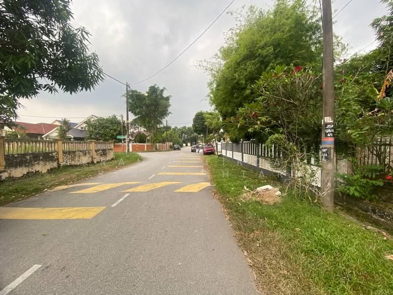 Bungalow for Sale in Shah Alam (Selangor) - Akramin Firdaus Bin Mokhtar - PropertyGuru.com.my
