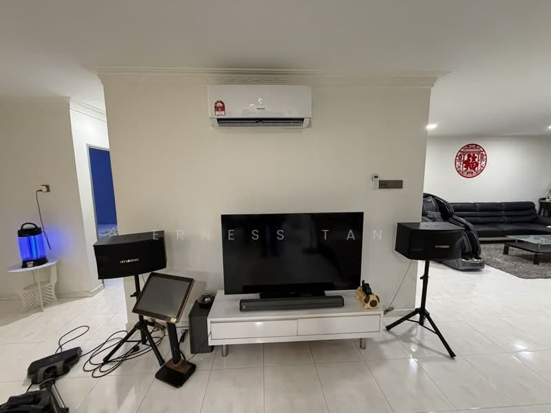 1-storey Terraced House for Sale in Taman Molek (Johor Bahru) - Erness Tan - PropertyGuru.com.my