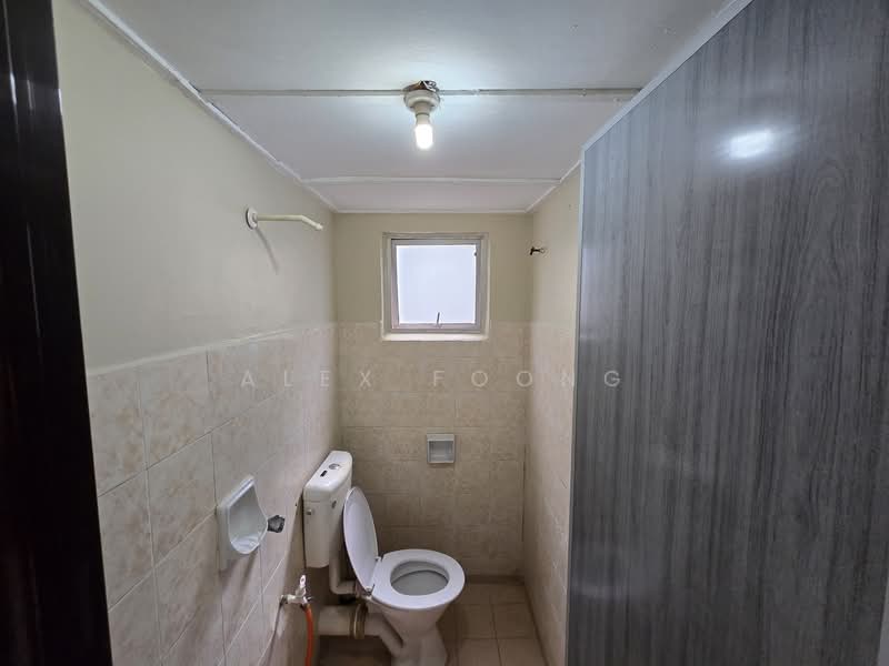 Apartment for Rent at Vista Shop Apartment (Damansara Damai) - Alex Foong - Bathroom - PropertyGuru.com.my