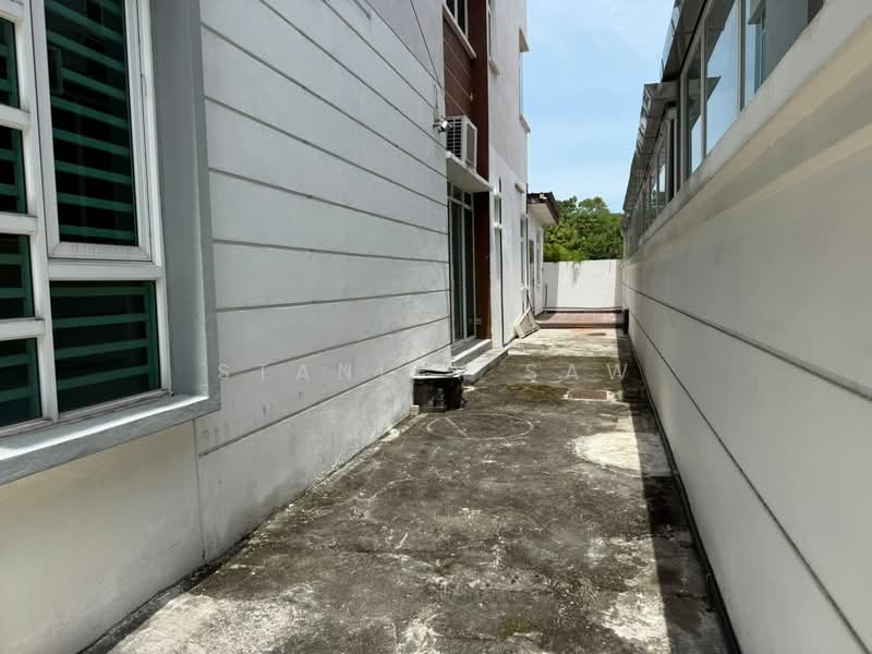 Rumah Berkembar untuk Dijual di Gelugor (Penang) - Stanley Saw - Exterior - PropertyGuru.com.my