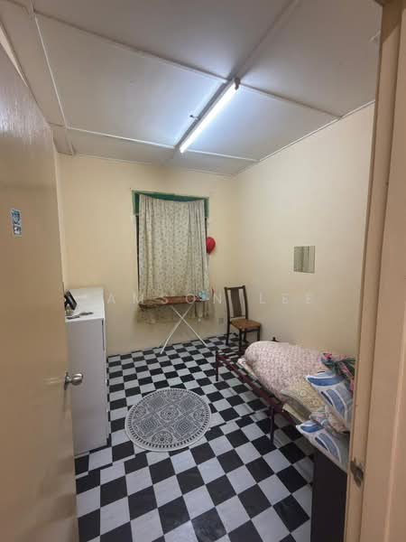 2-storey Terraced House for Sale in Bukit Sentosa (Rawang) - Samson Lee - Bedroom - PropertyGuru.com.my