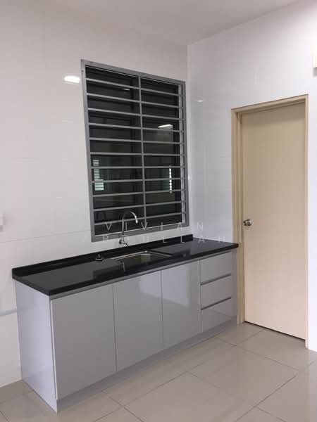 Service Residence for Rent at ARC @ Austin Hills - Vivian Abdullah - Kitchen - PropertyGuru.com.my