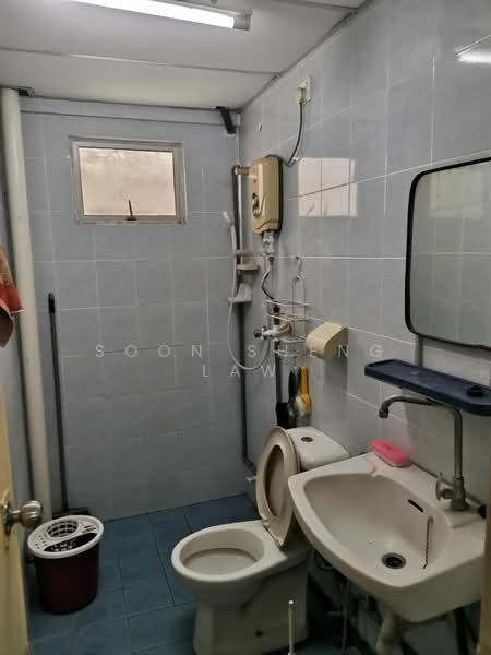 Condominium for Sale at Angkasa Condominiums - Soon Sheng Law - Bathroom - PropertyGuru.com.my