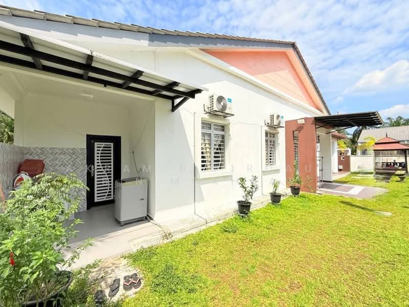 Rumah Berkembar untuk Dijual di Banting (Banting) - Akramin Firdaus Bin Mokhtar - PropertyGuru.com.my