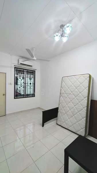 Rumah Teres 2 Tingkat untuk Disewa di Taman JP Perdana (Johor Bahru) - Janice Yong - Bedroom - PropertyGuru.com.my