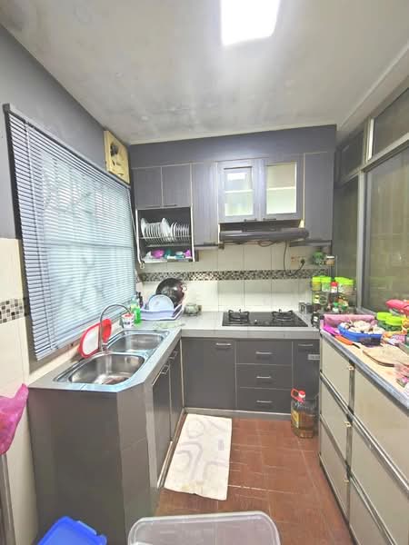 Rumah Teres 2 Tingkat untuk Disewa di Taman JP Perdana (Johor Bahru) - Janice Yong - Kitchen - PropertyGuru.com.my