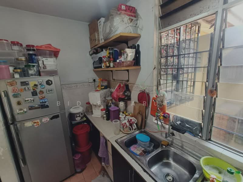 Pangsapuri untuk Dijual di Pangsapuri Sri Astana - Abid Sabarudin - Kitchen - PropertyGuru.com.my