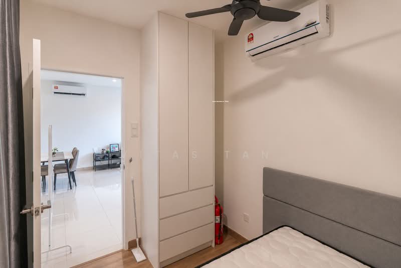 Service Residence for Sale at AraTre' Residences - Vitas Tan - Bedroom - PropertyGuru.com.my
