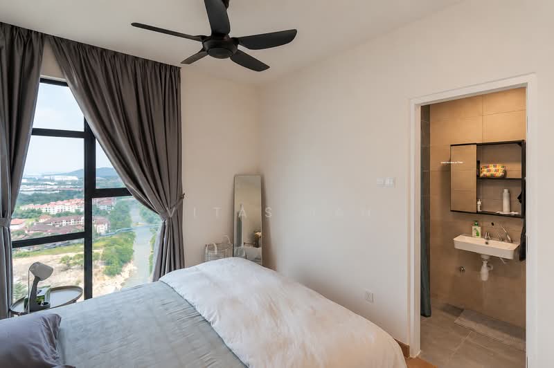 Service Residence for Sale at AraTre' Residences - Vitas Tan - Bedroom - PropertyGuru.com.my