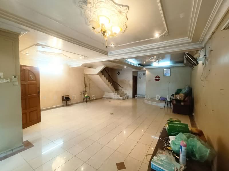 Rumah Teres 2 Tingkat untuk Dijual di Taman Wahyu (Batu Caves) - Abid Sabarudin - Entrance - PropertyGuru.com.my