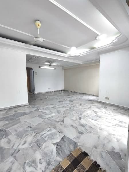 2-storey Terraced House for Sale in Usj 9 (Subang Jaya) - Mohammad Din Majid - Living Room - PropertyGuru.com.my