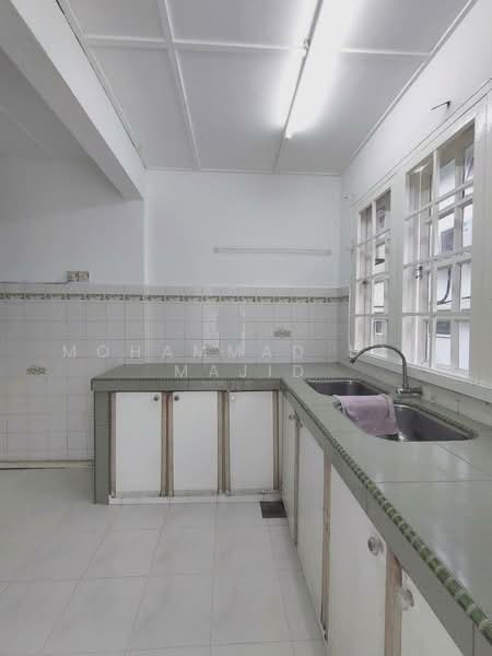 2-storey Terraced House for Sale in Usj 9 (Subang Jaya) - Mohammad Din Majid - Kitchen - PropertyGuru.com.my