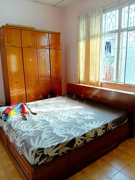 Bungalow for Sale in Taman Kanagapuram (Petaling Jaya) - Sababathy Pillai - Bedroom - PropertyGuru.com.my