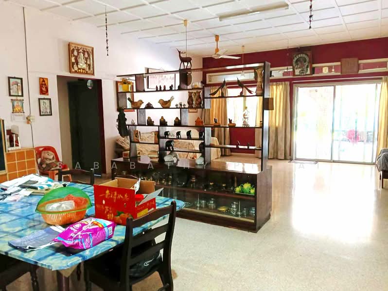 Bungalow for Sale in Taman Kanagapuram (Petaling Jaya) - Sababathy Pillai - Living Room - PropertyGuru.com.my